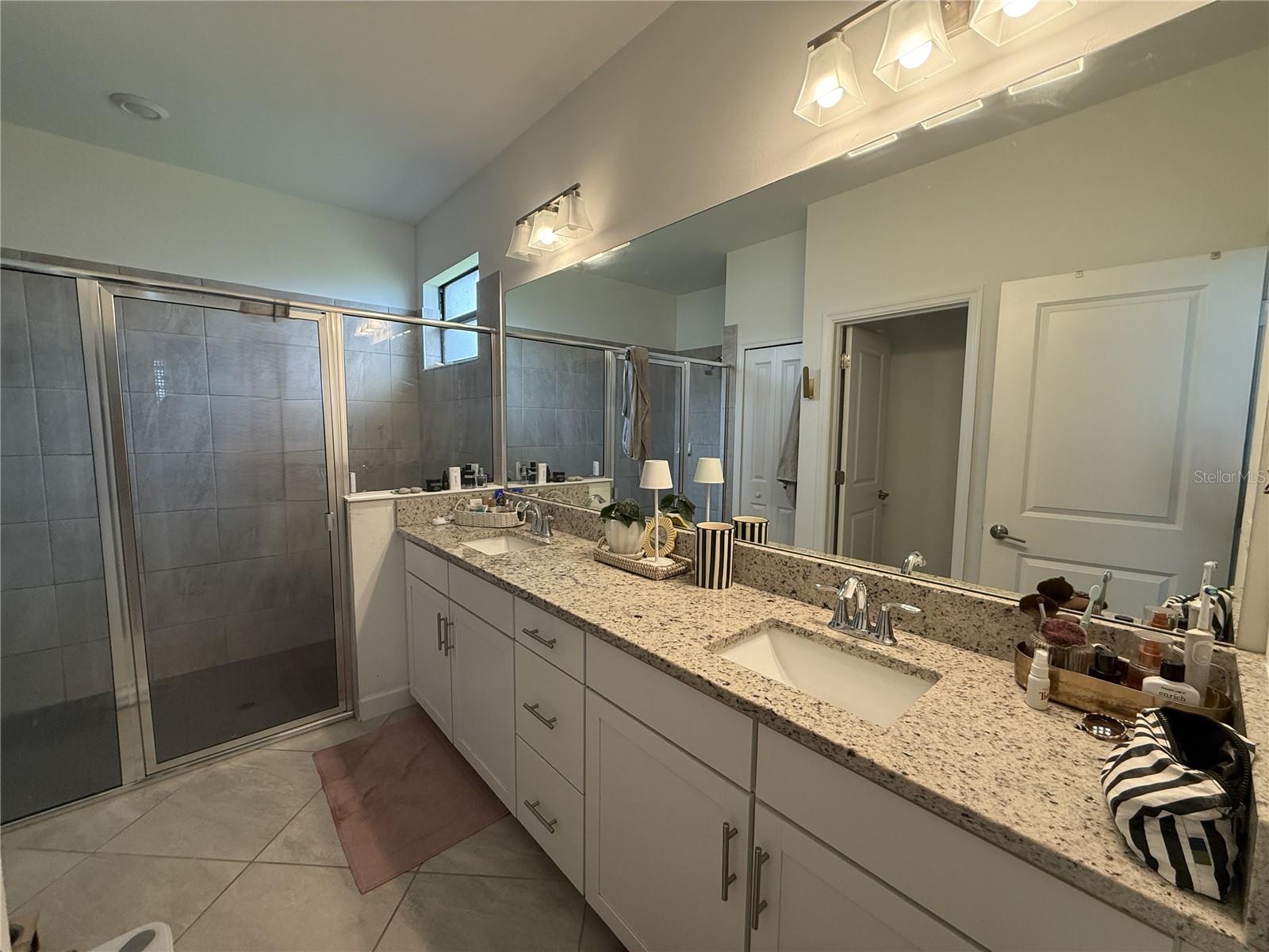 LORRAINE LAKES PH I - Residential