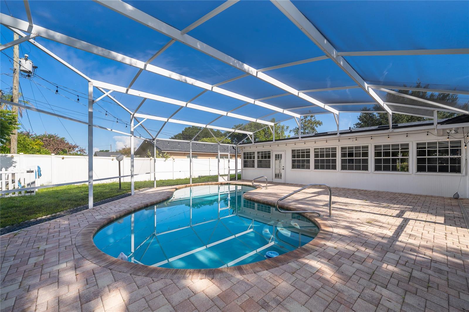 ENGLISH ESTATES UNIT 3 - Residential