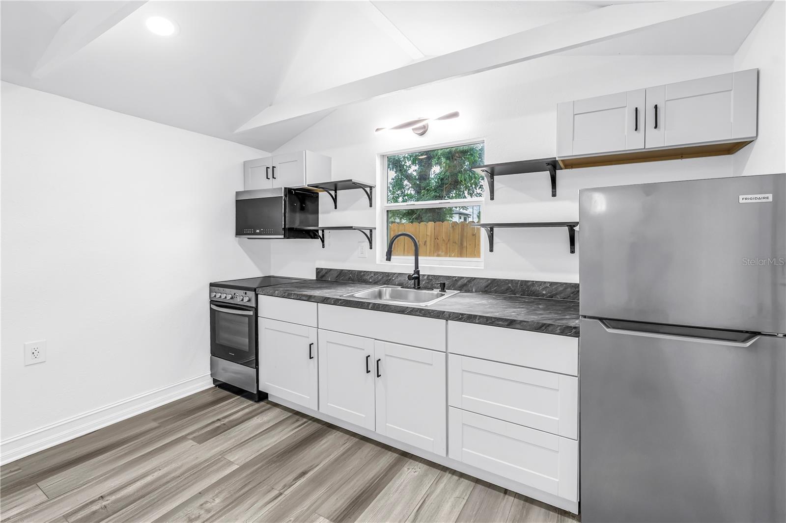 BELLECREST HEIGHTS - Residential Lease