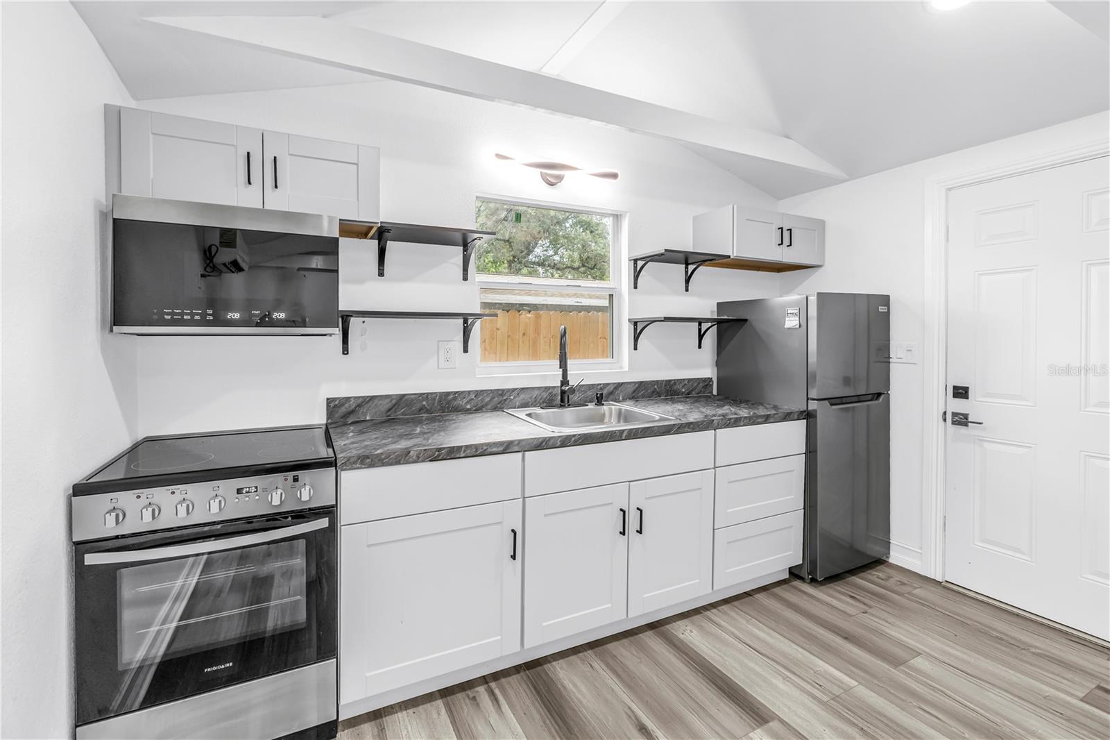 BELLECREST HEIGHTS - Residential Lease