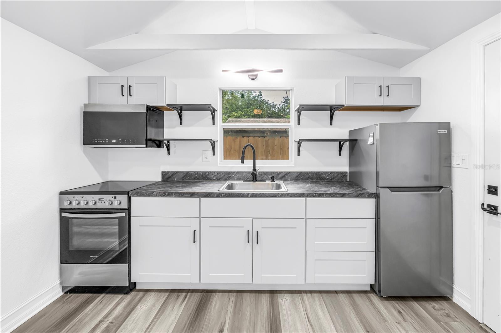 BELLECREST HEIGHTS - Residential Lease
