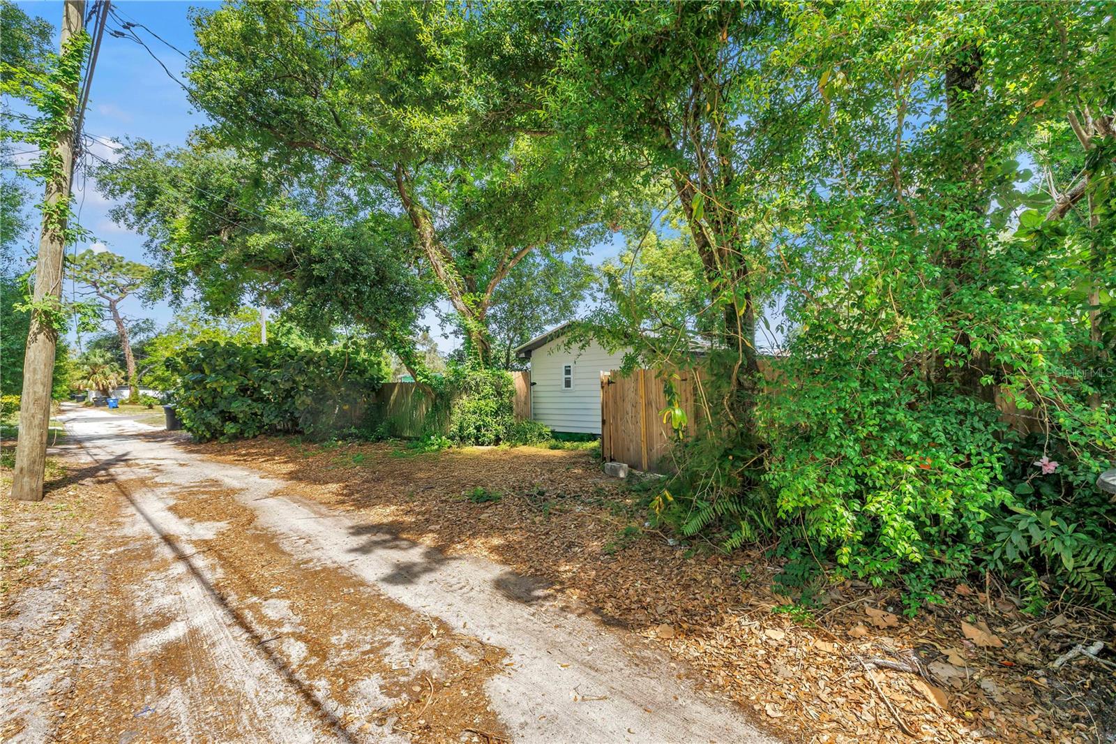 BELLECREST HEIGHTS - Residential Lease