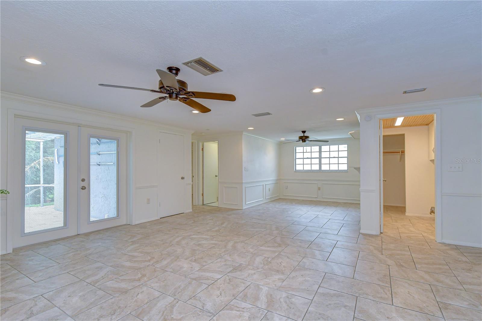 BEACON WOODS VILLAGE - Residential