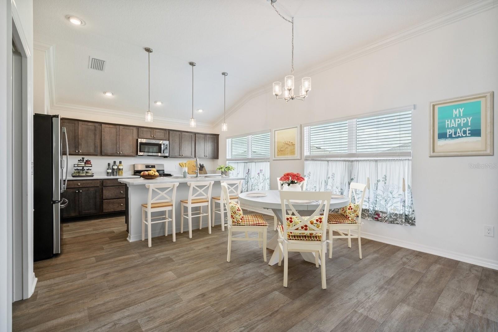 THE VILLAGES OF SOUTHERN OAKS - Residential
