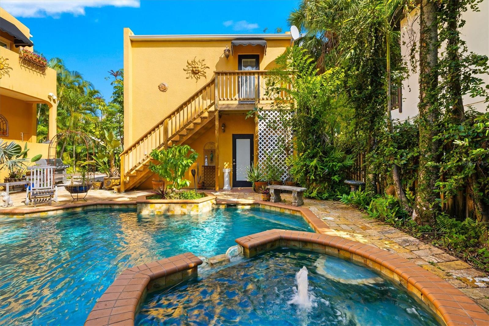 BURNS REALTY - Residential