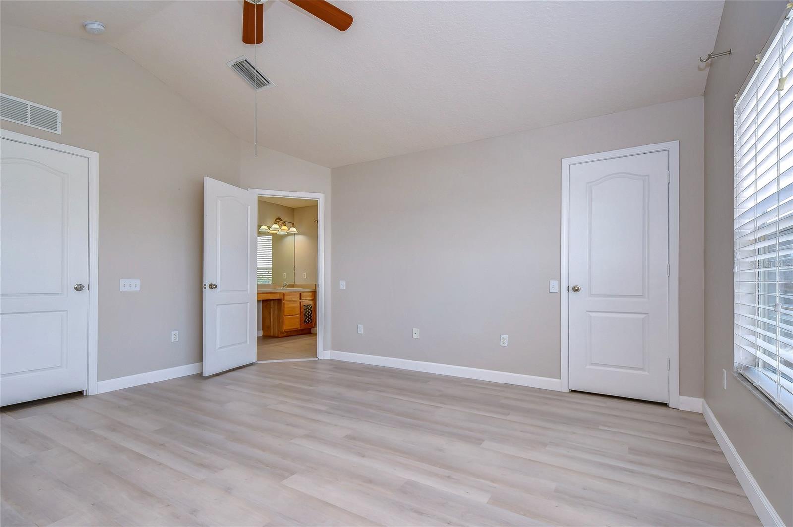 VALHALLA  PH1-2 - Residential