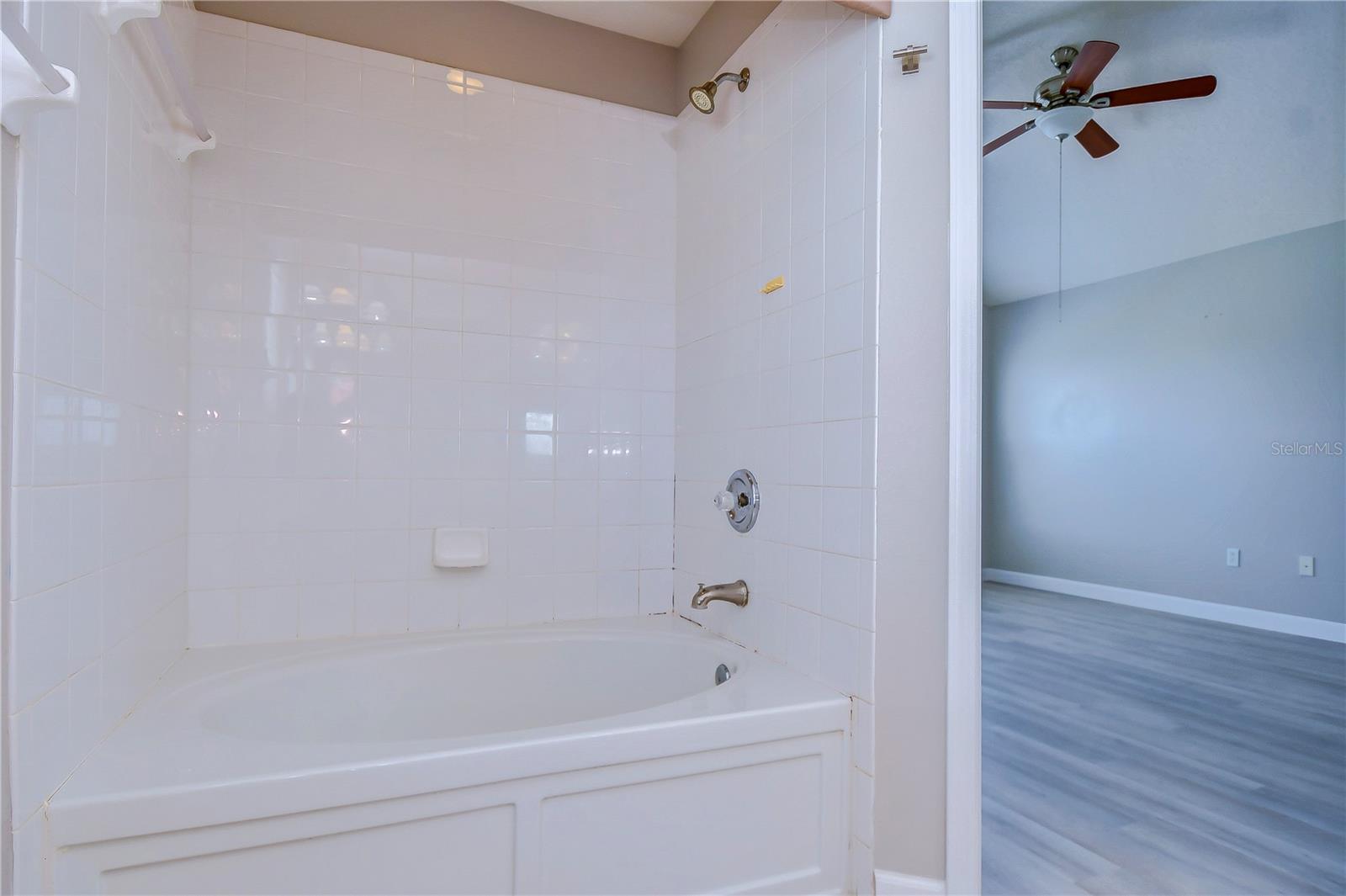 VALHALLA  PH1-2 - Residential