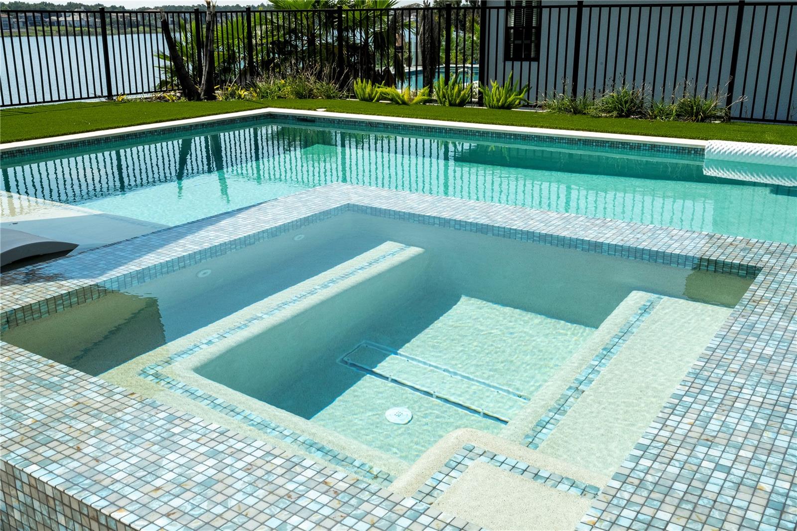 BELLA COLLINA EAST SUB - Residential