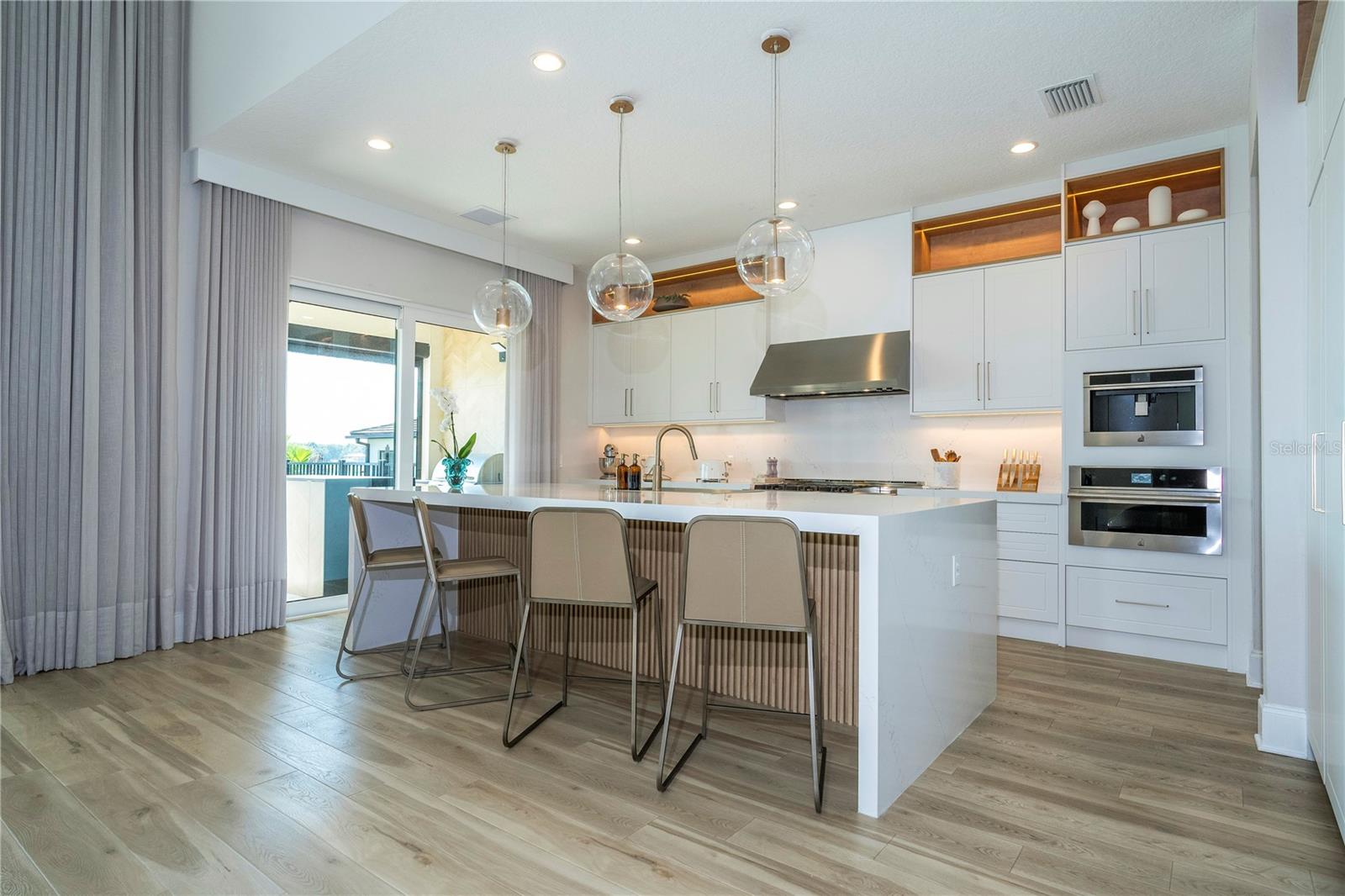 BELLA COLLINA EAST SUB - Residential