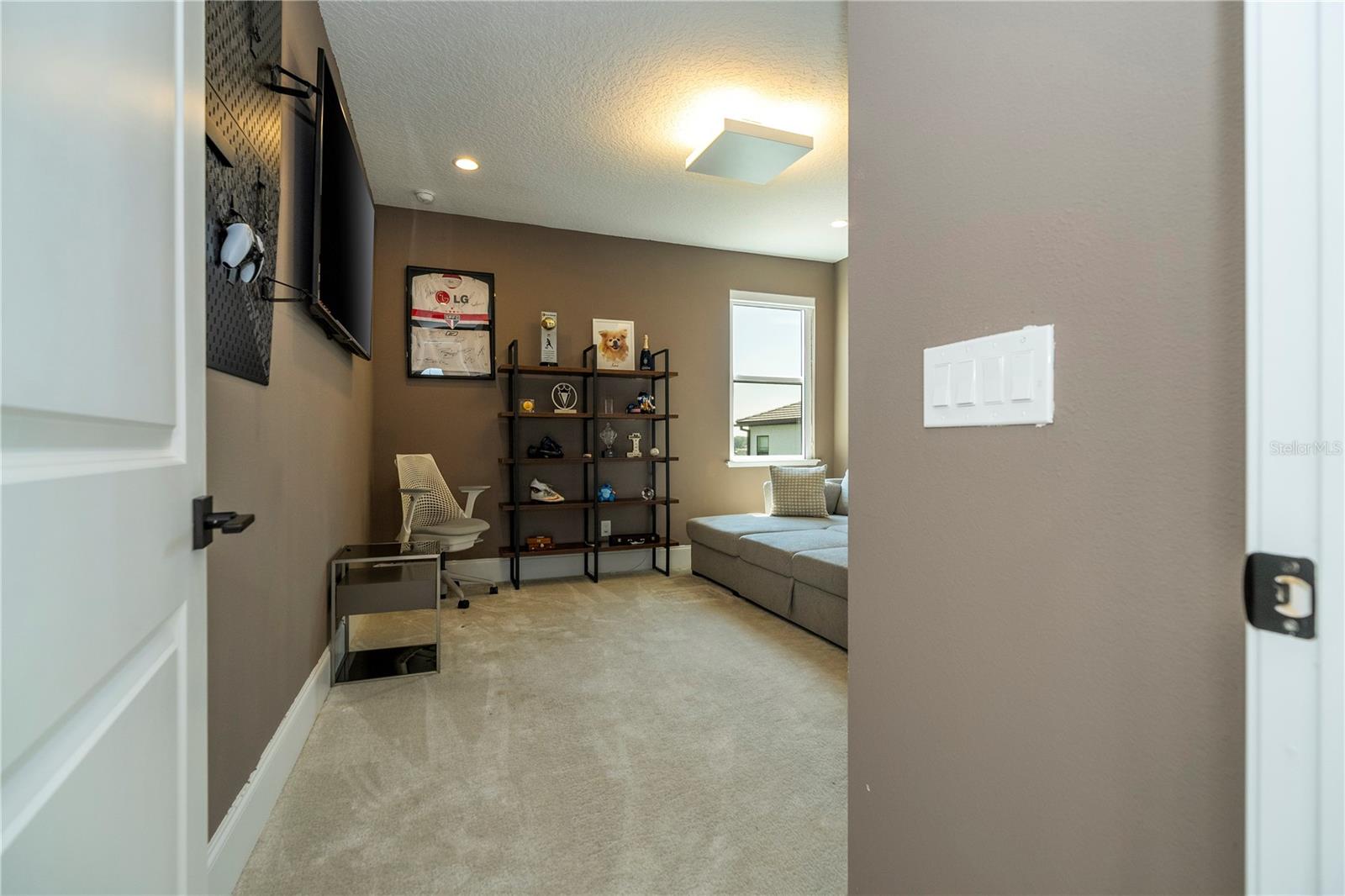 BELLA COLLINA EAST SUB - Residential