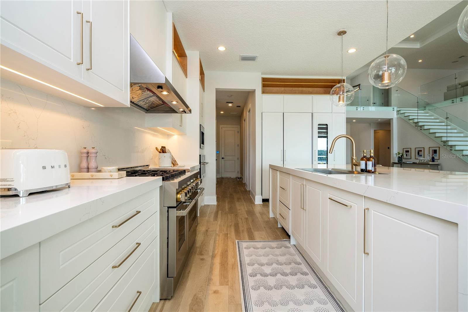 BELLA COLLINA EAST SUB - Residential