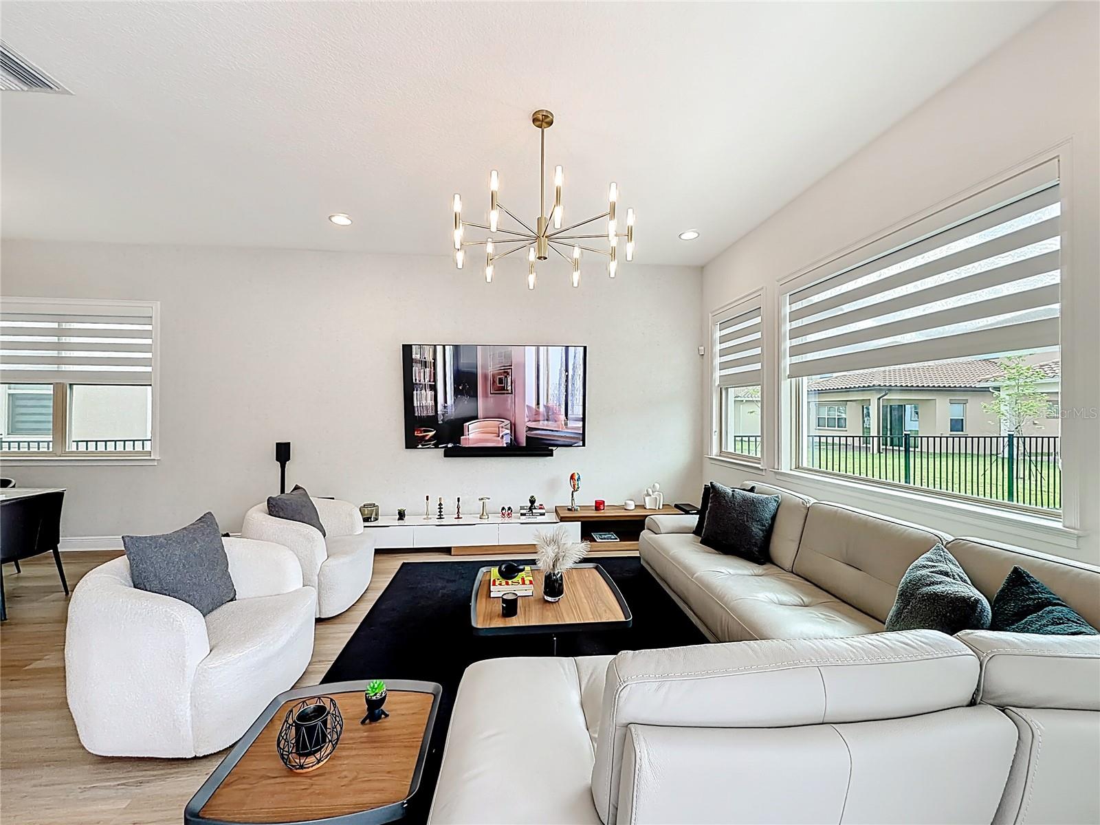 EAGLE CREEK - Residential