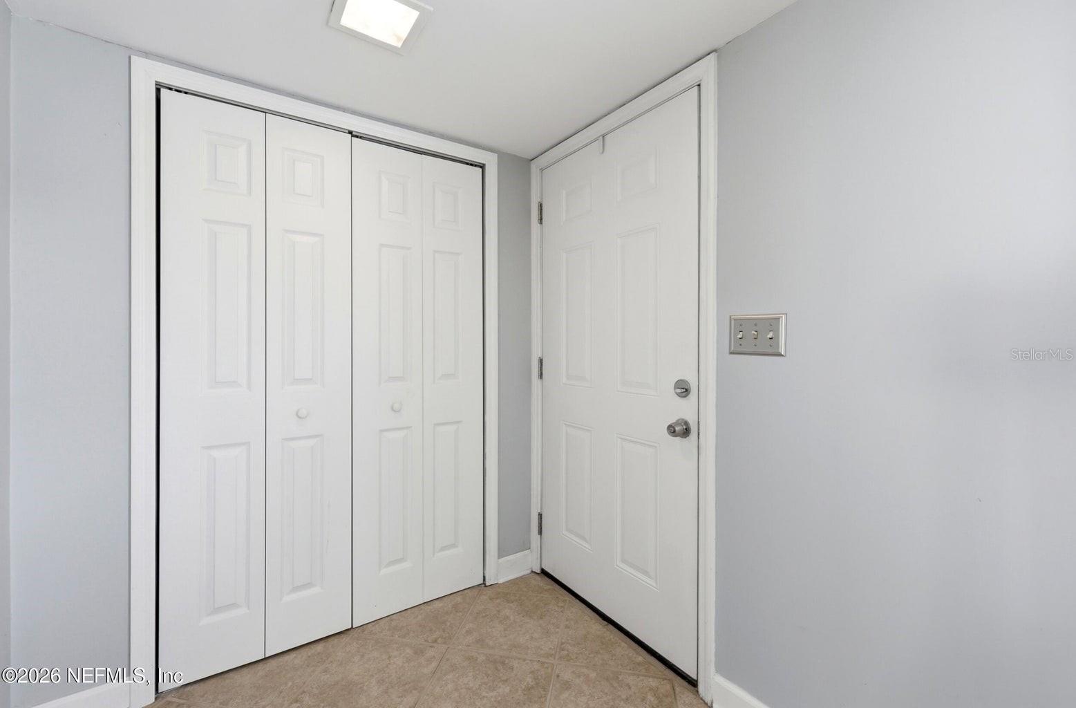 SUTTON PLACE - Residential