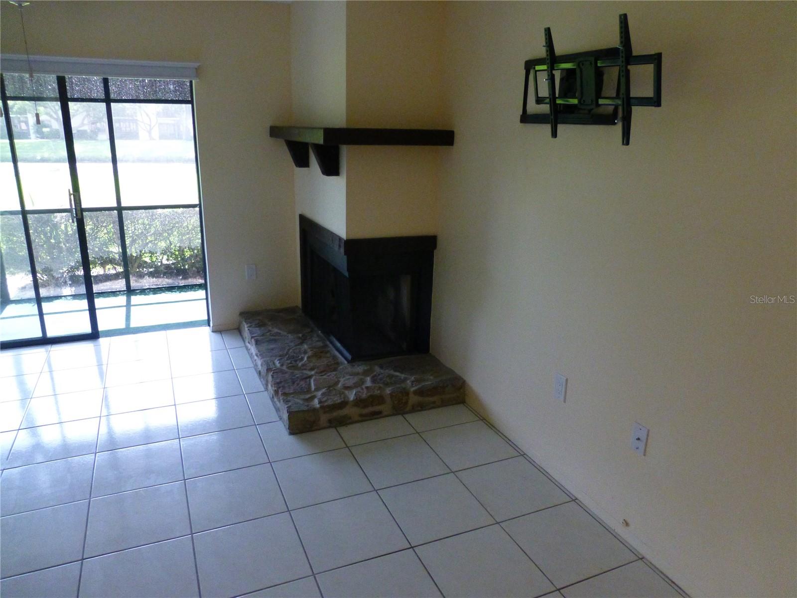 EAST LAKE WOODLANDS CONDO - Residential Lease