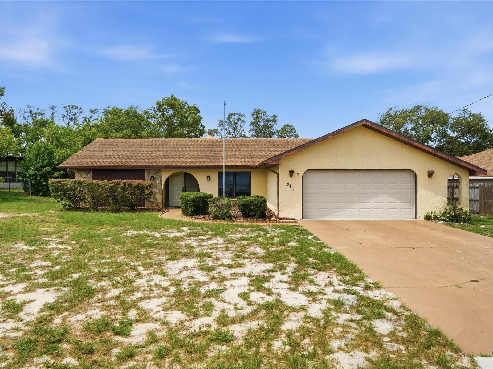 SPRING HILL - Residential