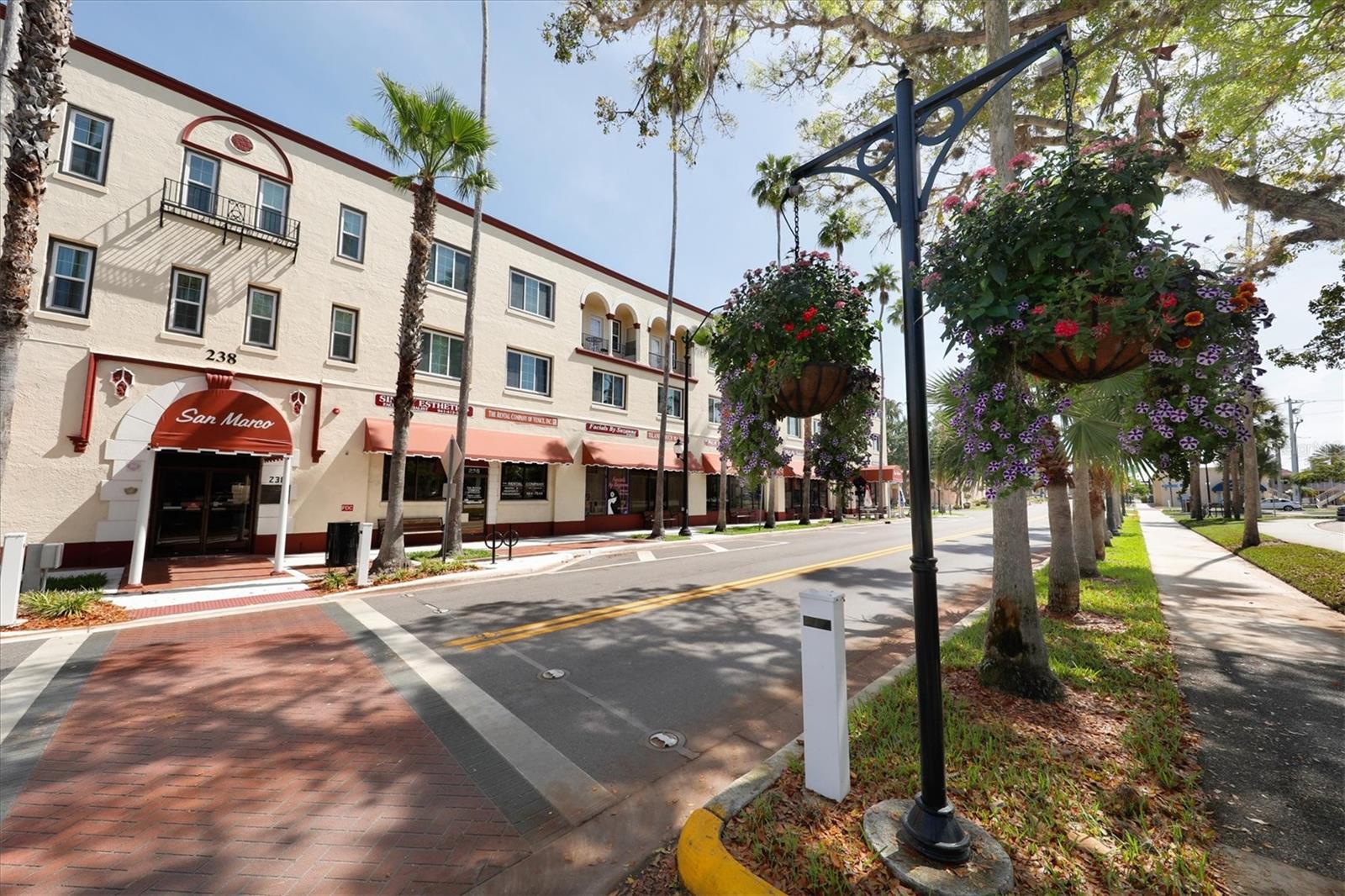 GULF HORIZONS - Residential