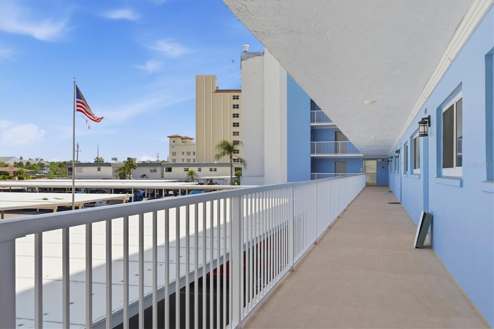 GULF HORIZONS - Residential