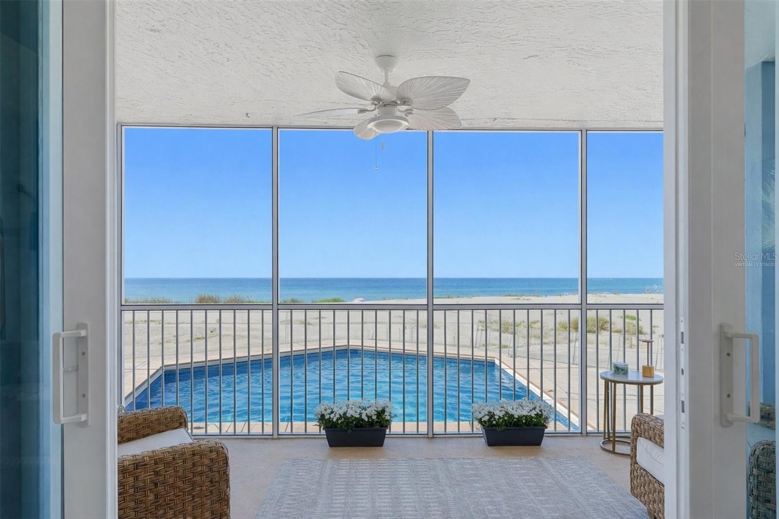 GULF HORIZONS - Residential