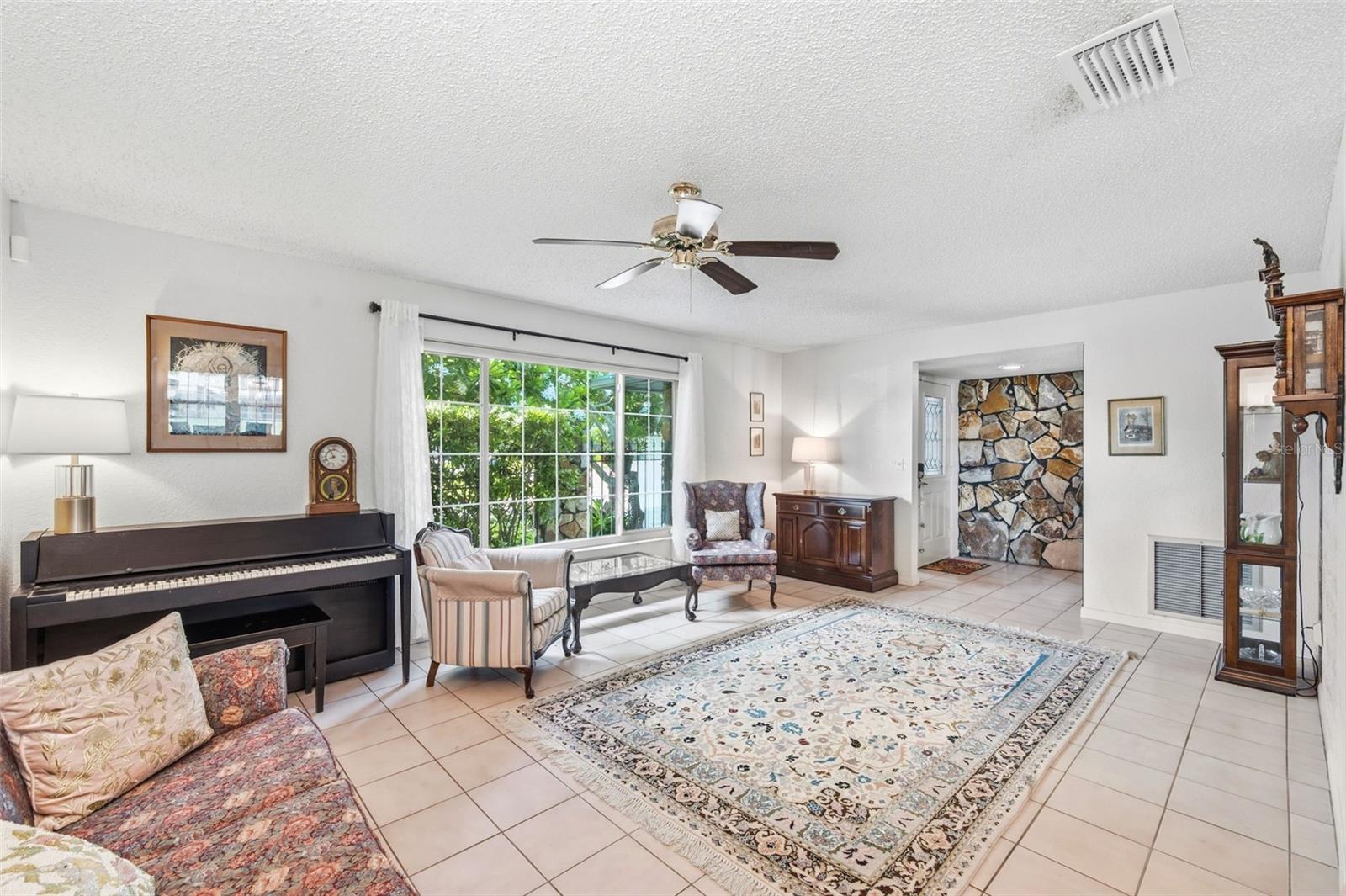 LAKE PARK UNIT IV - Residential
