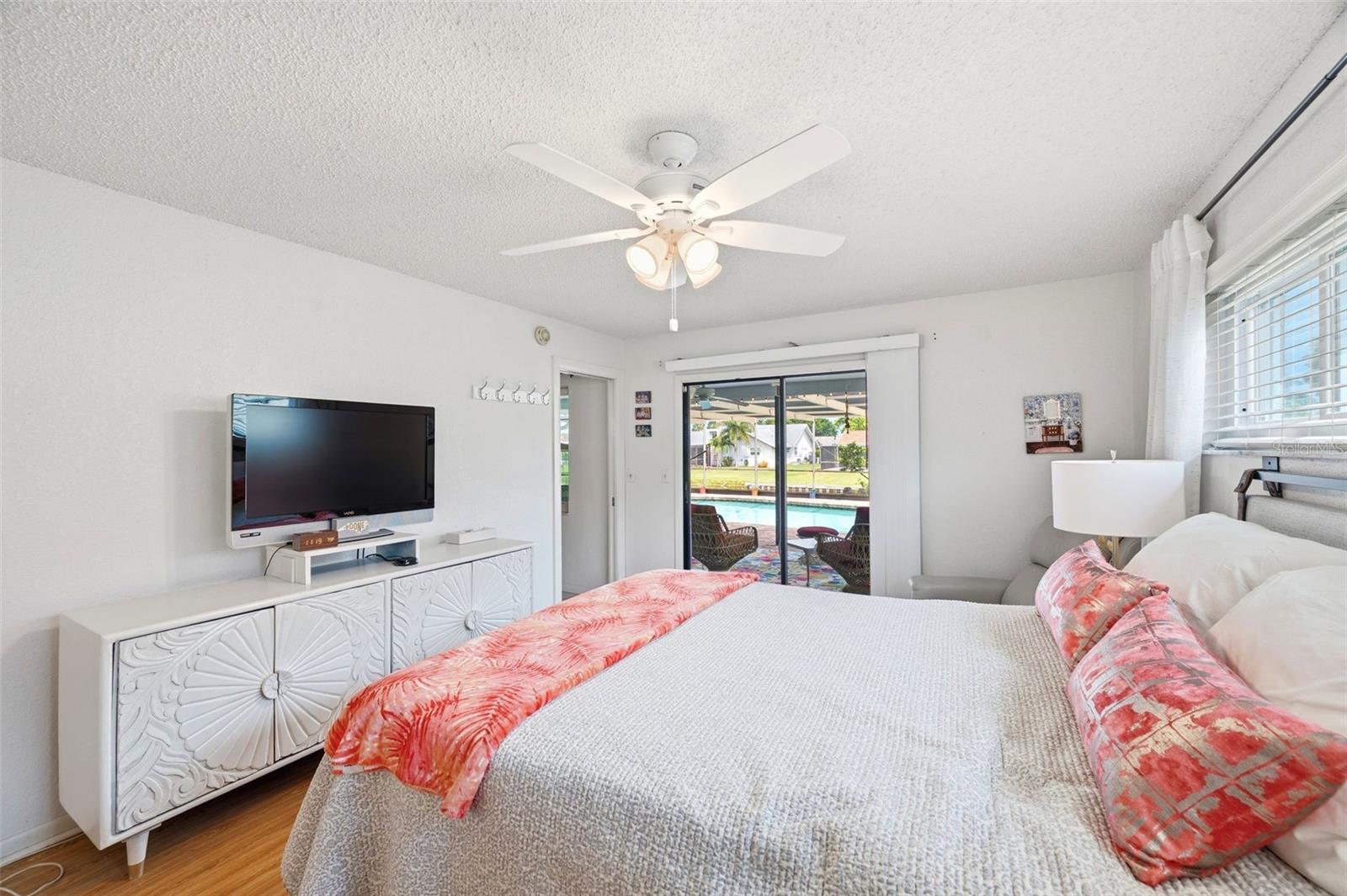 LAKE PARK UNIT IV - Residential