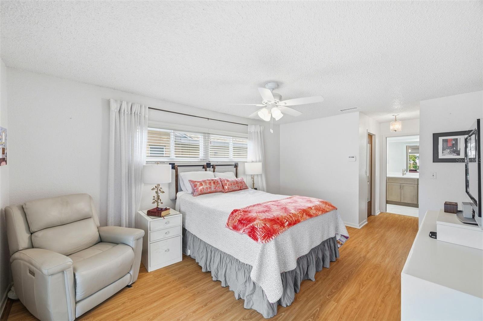 LAKE PARK UNIT IV - Residential