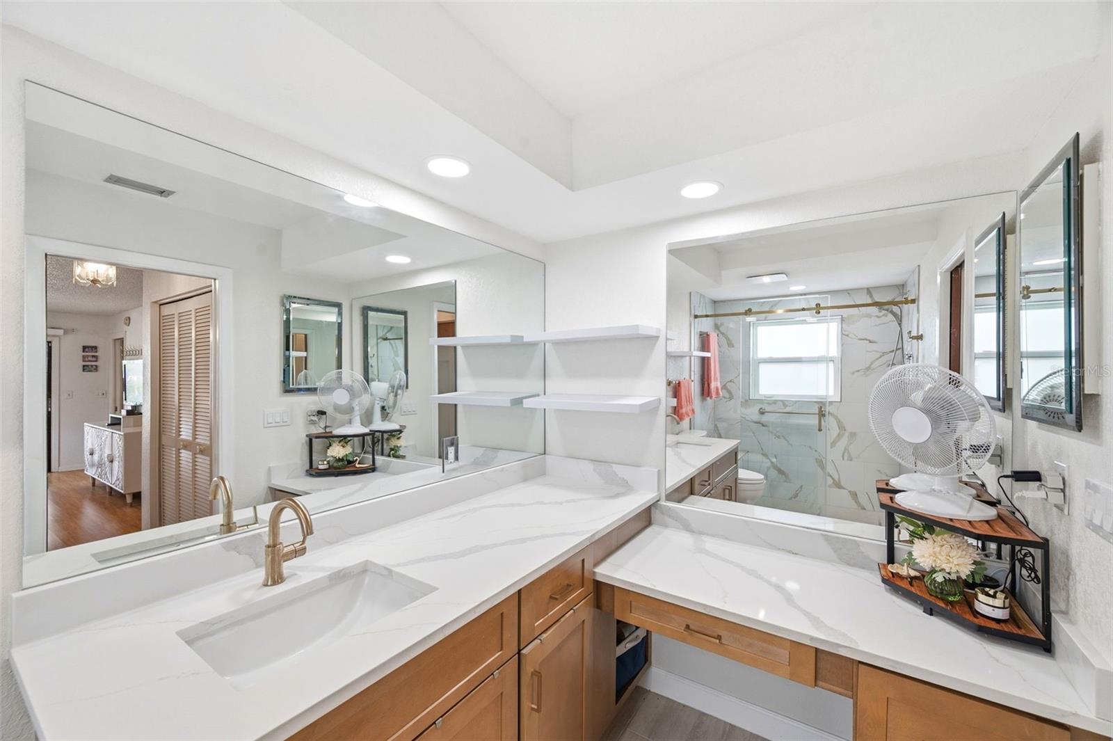 LAKE PARK UNIT IV - Residential