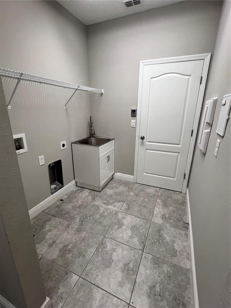 HIGHLANDS/SUMMERLAKE GRVS PH 2 - Residential