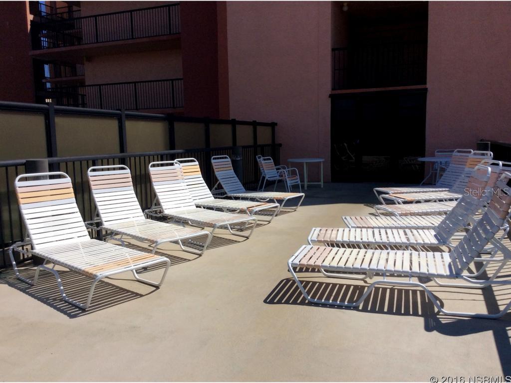 Sunrise Condo - Residential