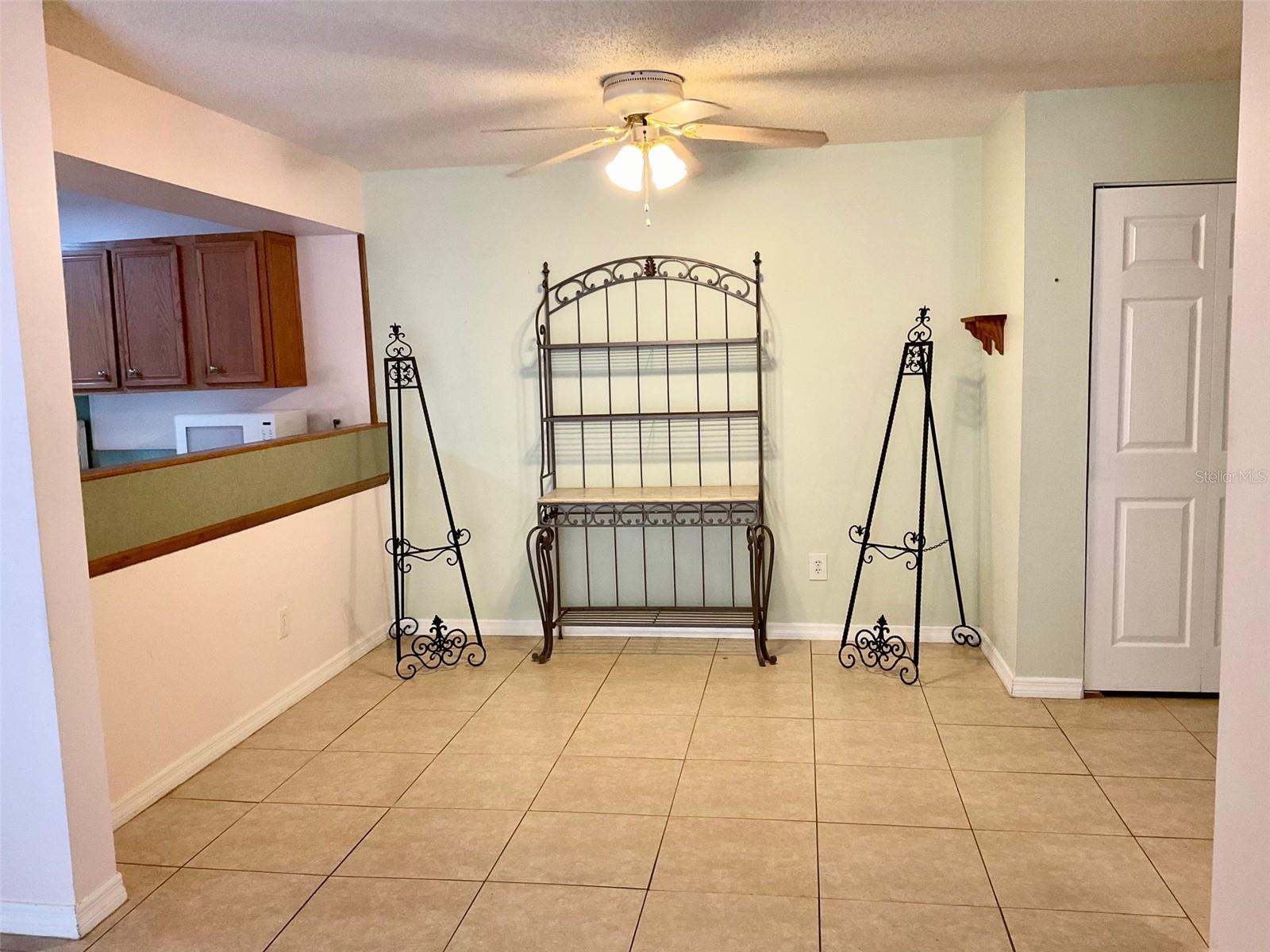 OXFORD SQUARE CONDO - Residential