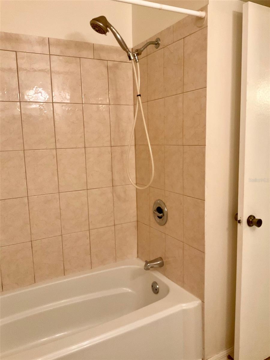 OXFORD SQUARE CONDO - Residential