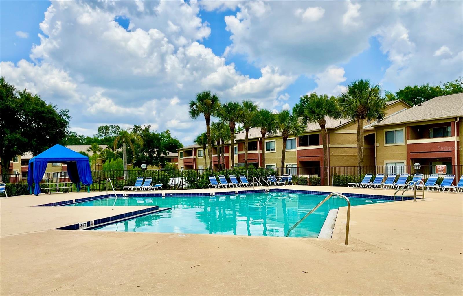 OXFORD SQUARE CONDO - Residential