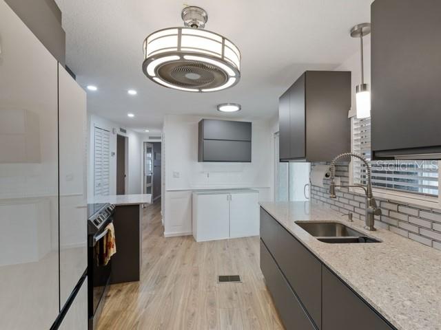 CLERMONT EMERALD LAKES CO-OP LT 01 - Residential