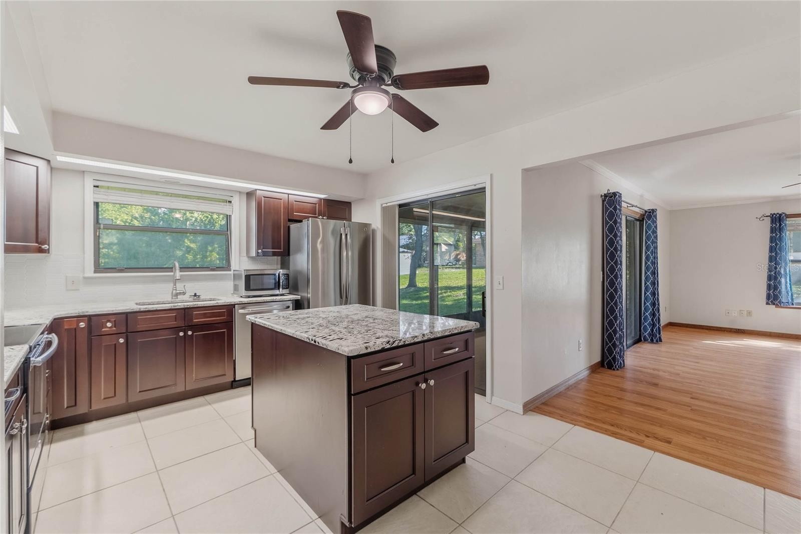 DELTONA LAKES UN 4 - Residential