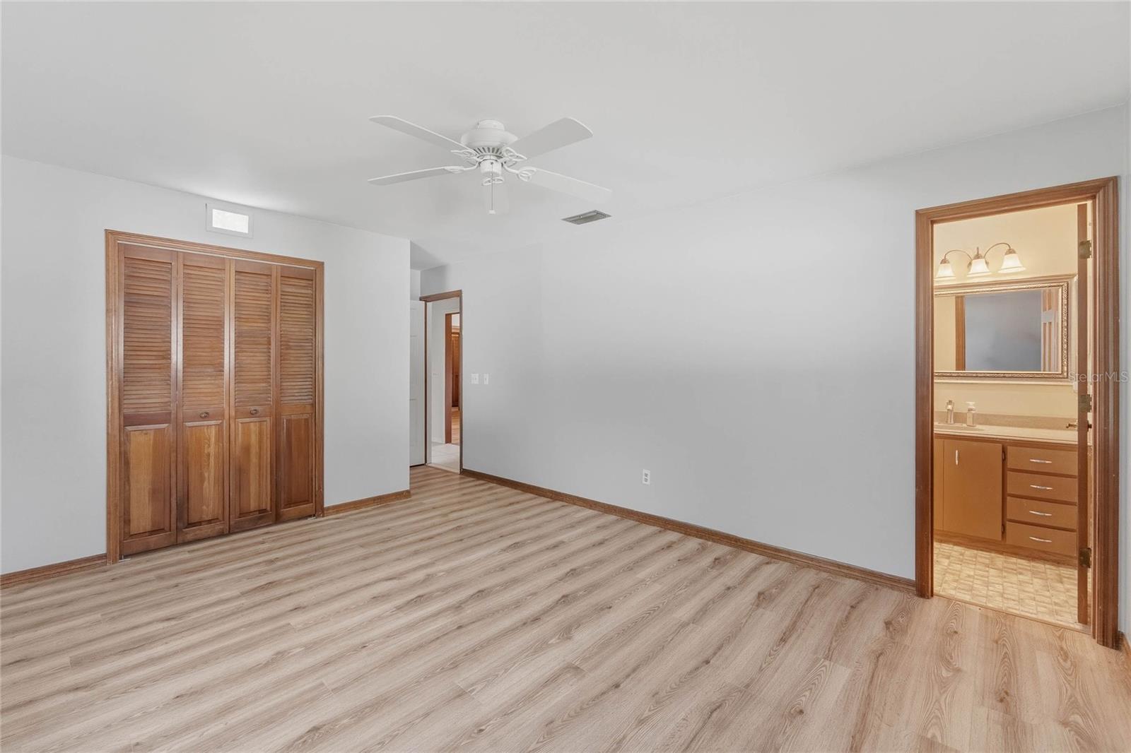 DELTONA LAKES UN 4 - Residential