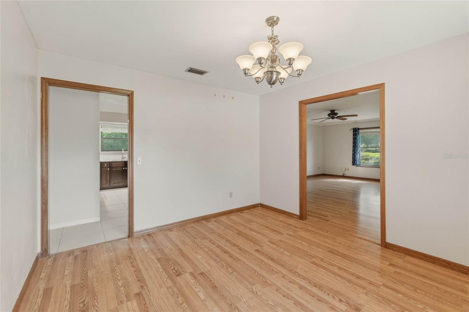 DELTONA LAKES UN 4 - Residential