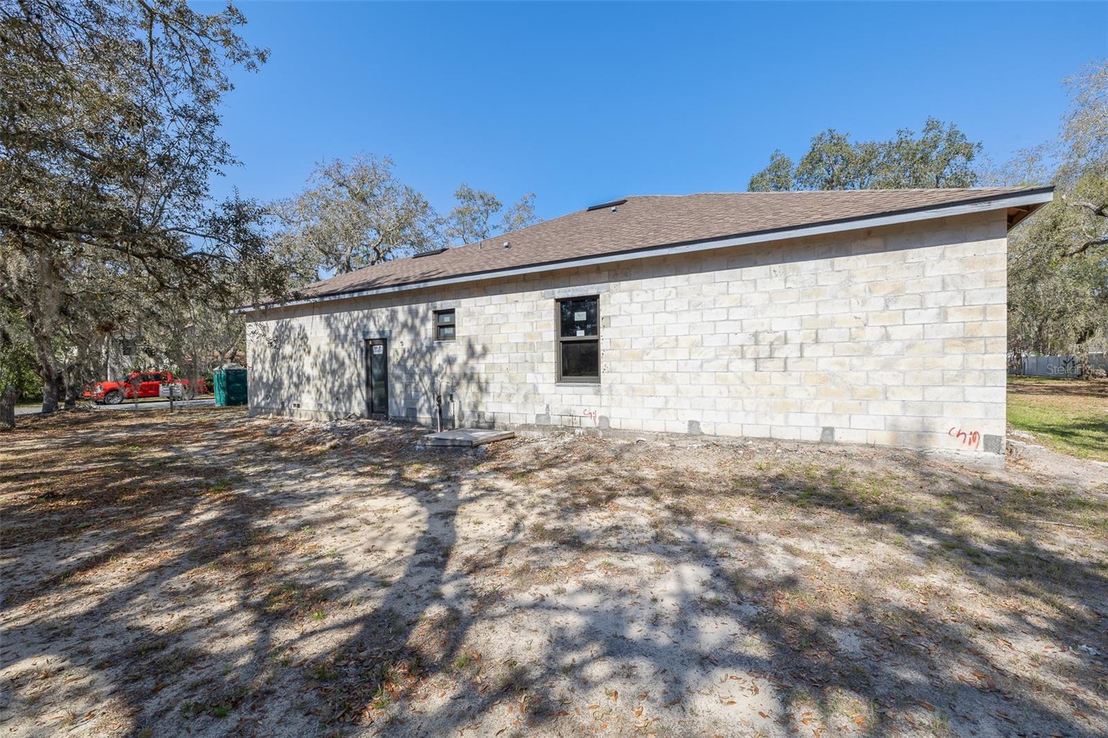 COUNTRY SIDE MANOR - Residential