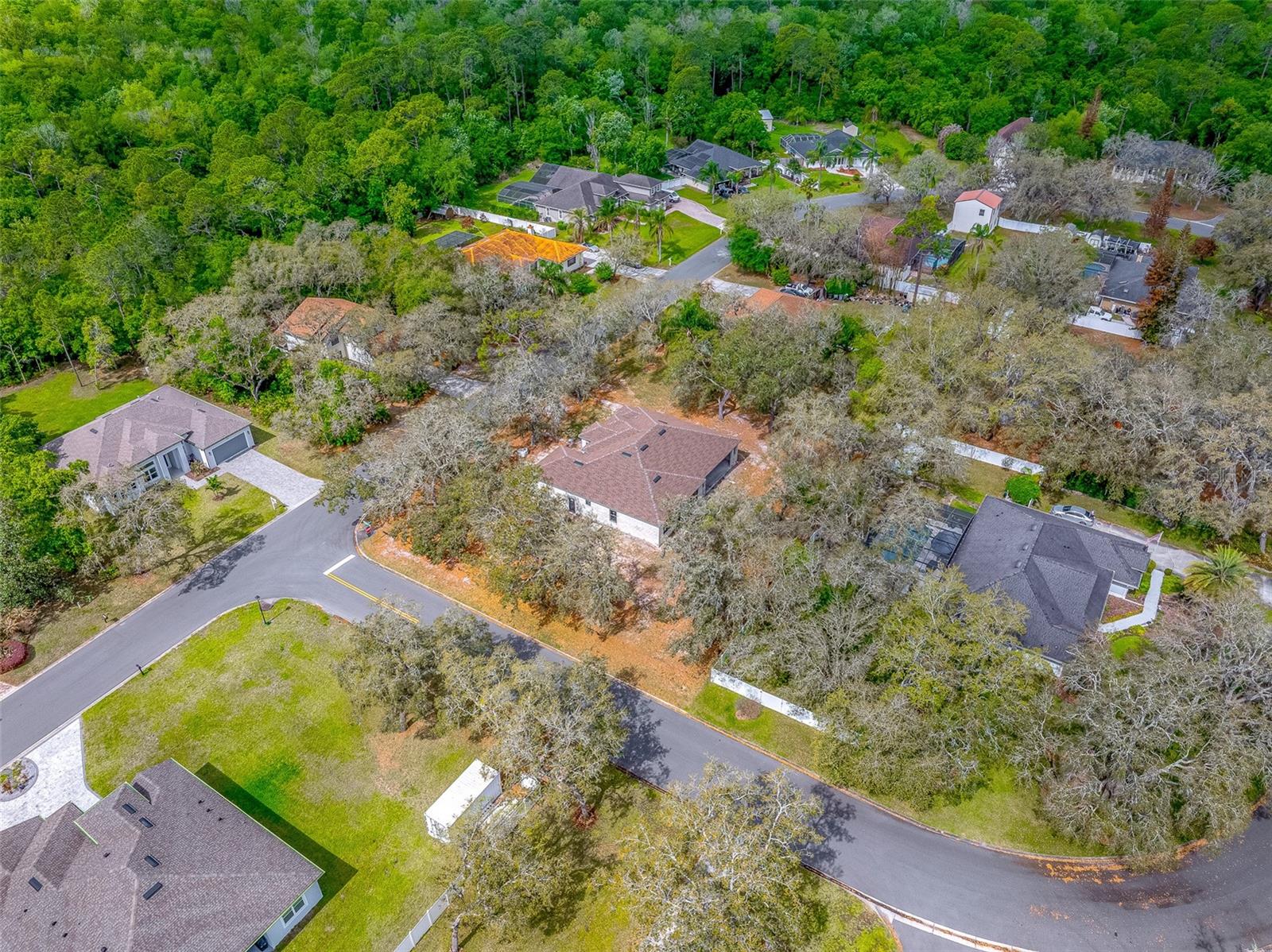 COUNTRY SIDE MANOR - Residential