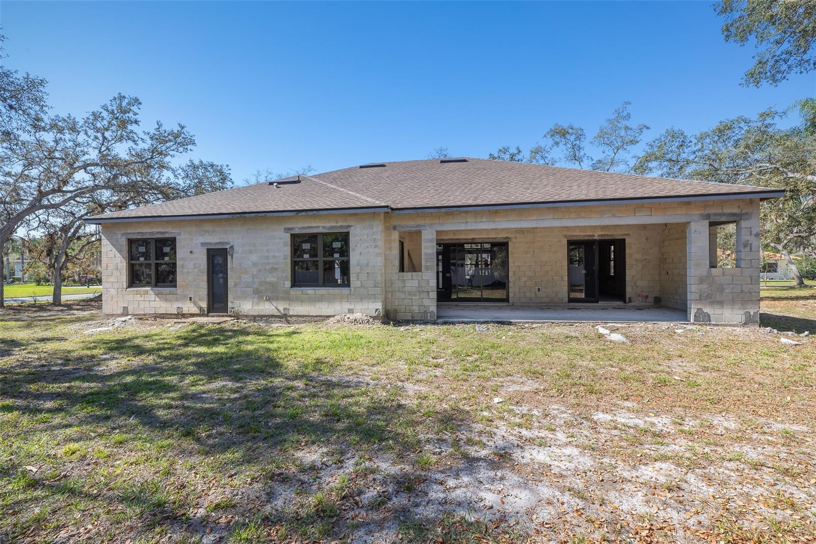 COUNTRY SIDE MANOR - Residential