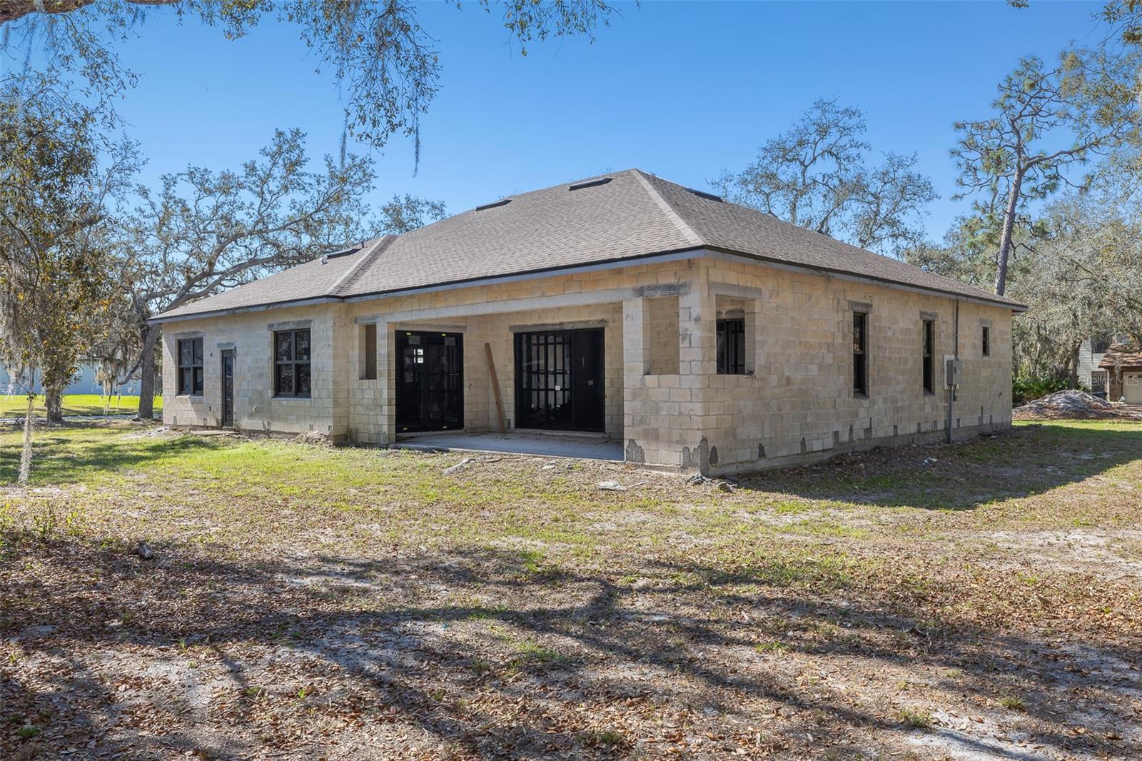 COUNTRY SIDE MANOR - Residential