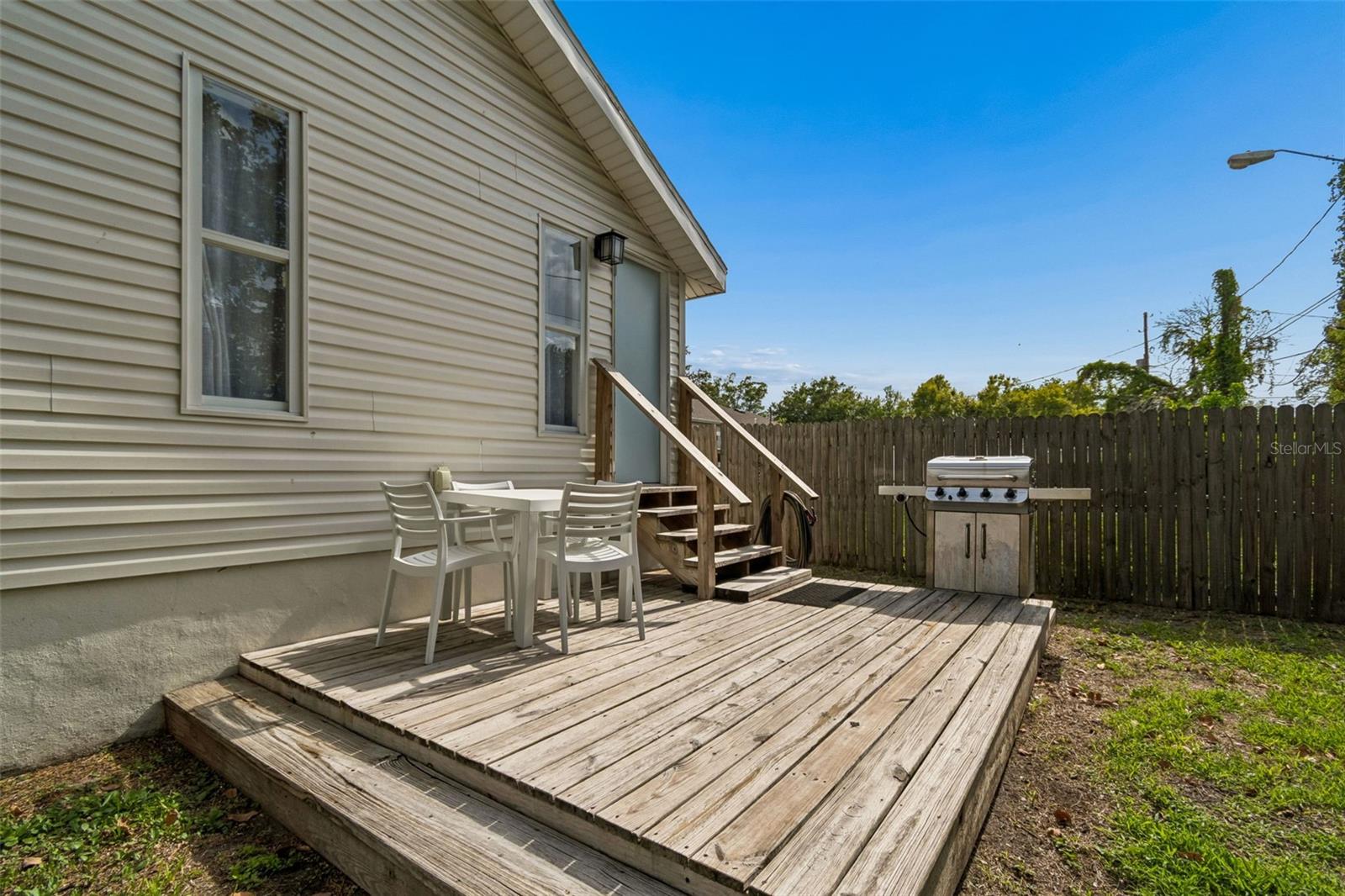 HIGHLAND GROVES - Residential
