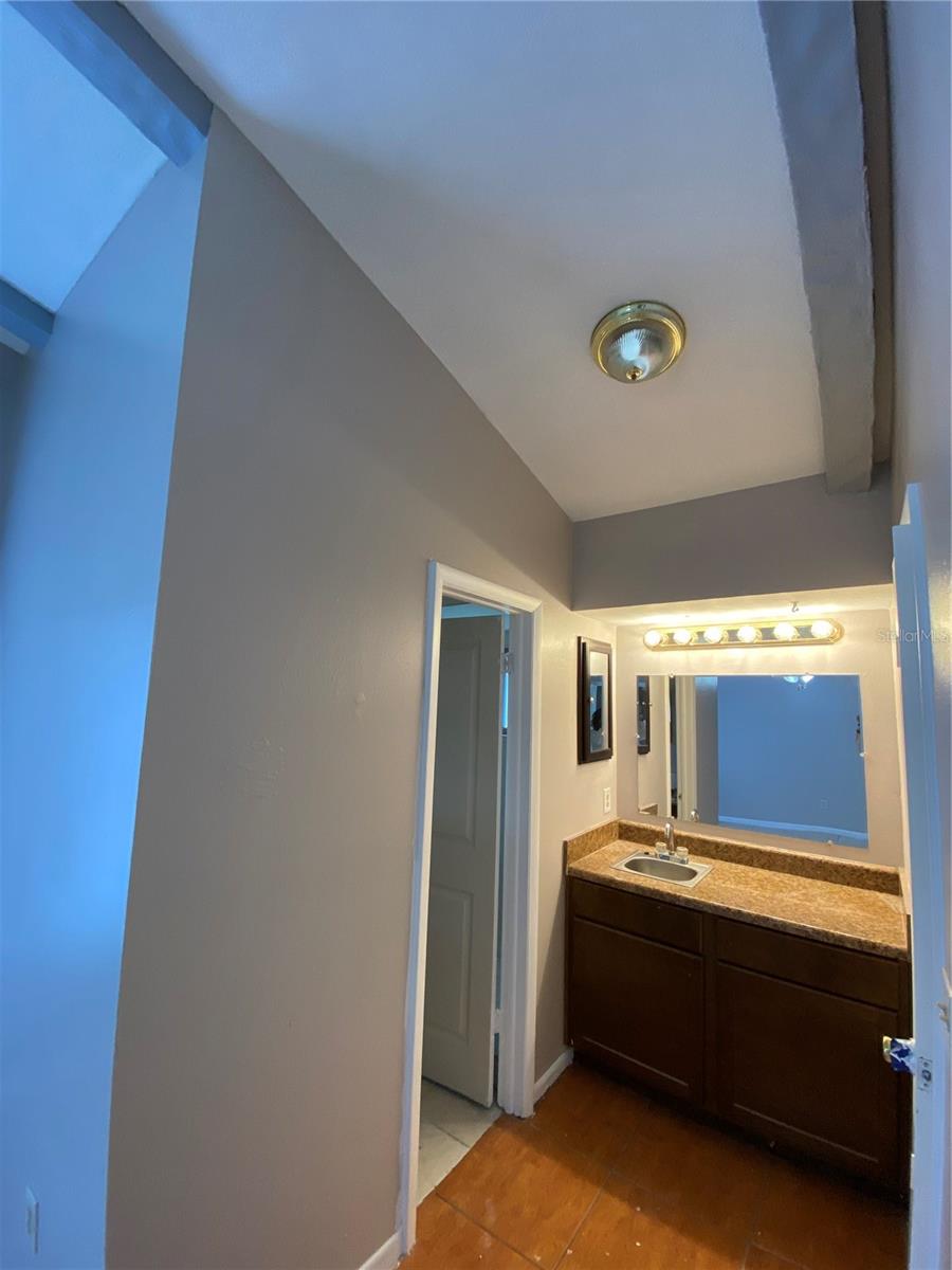 WESTWOOD HEIGHTS 2ND ADD - Residential Lease