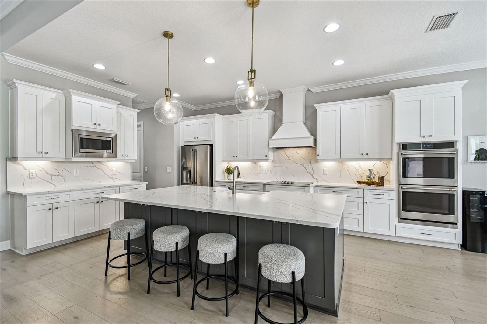 COVE AT ROCKY POINT - Residential