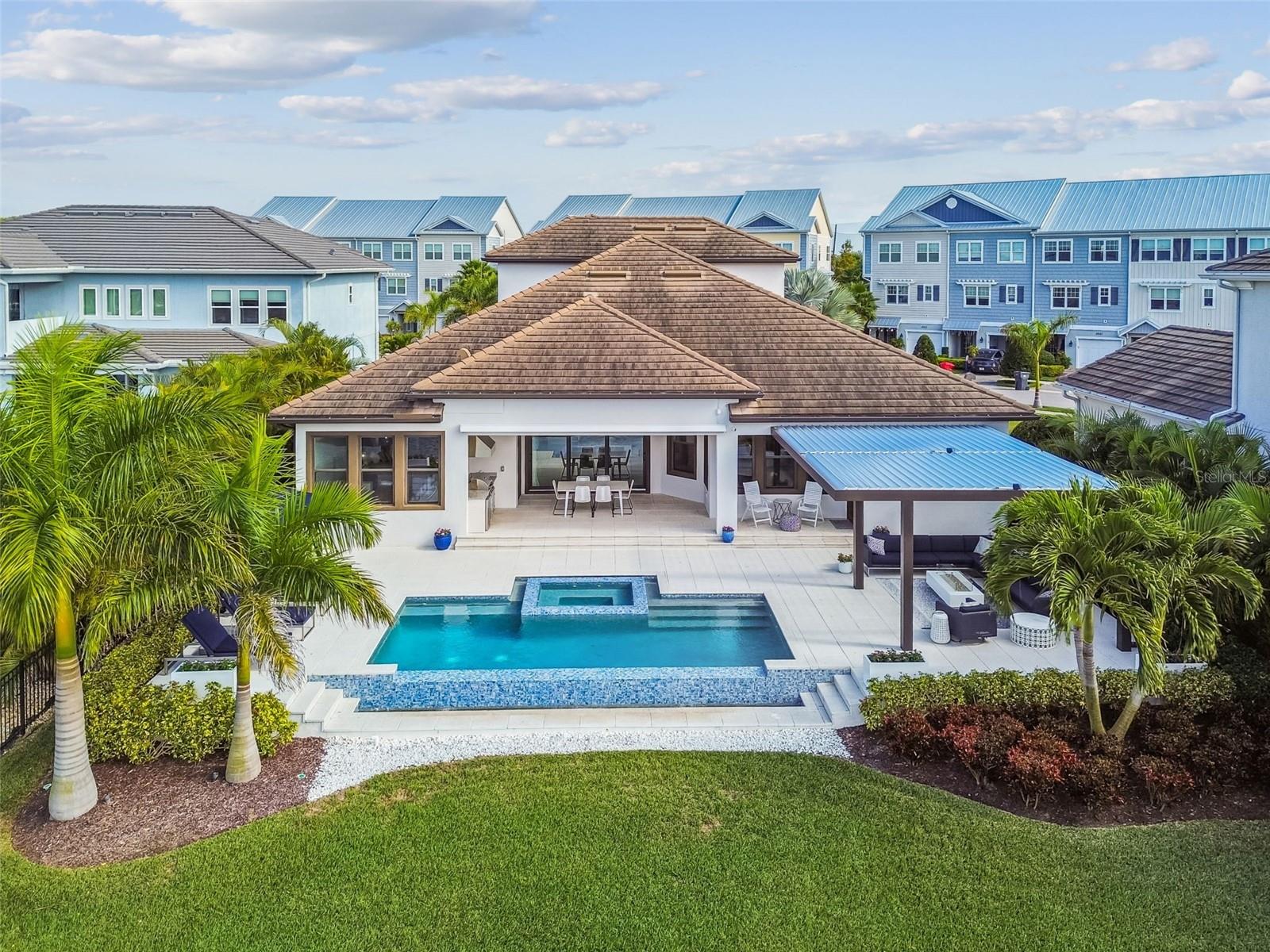 COVE AT ROCKY POINT - Residential