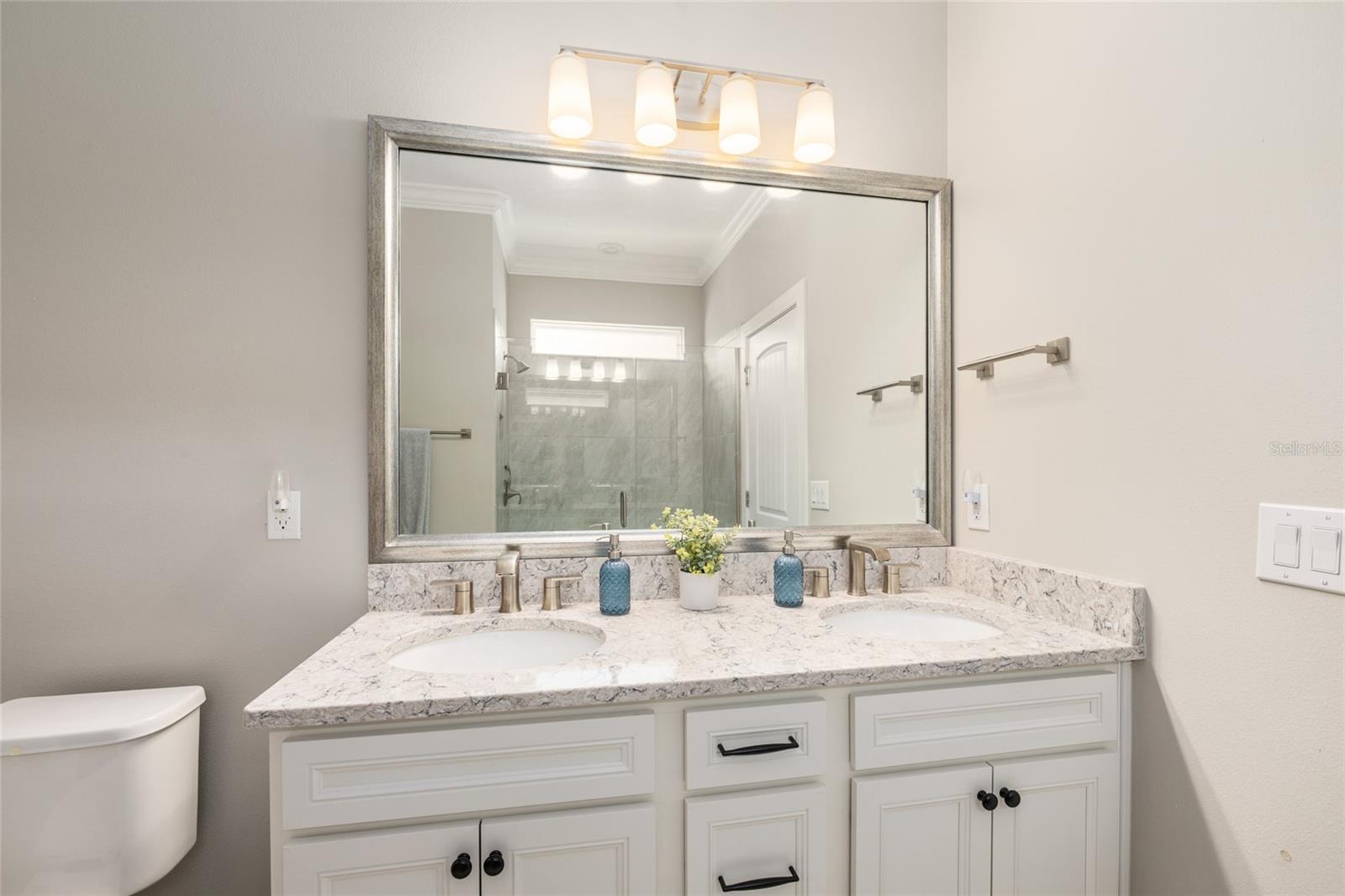 STONE CREEK - Residential