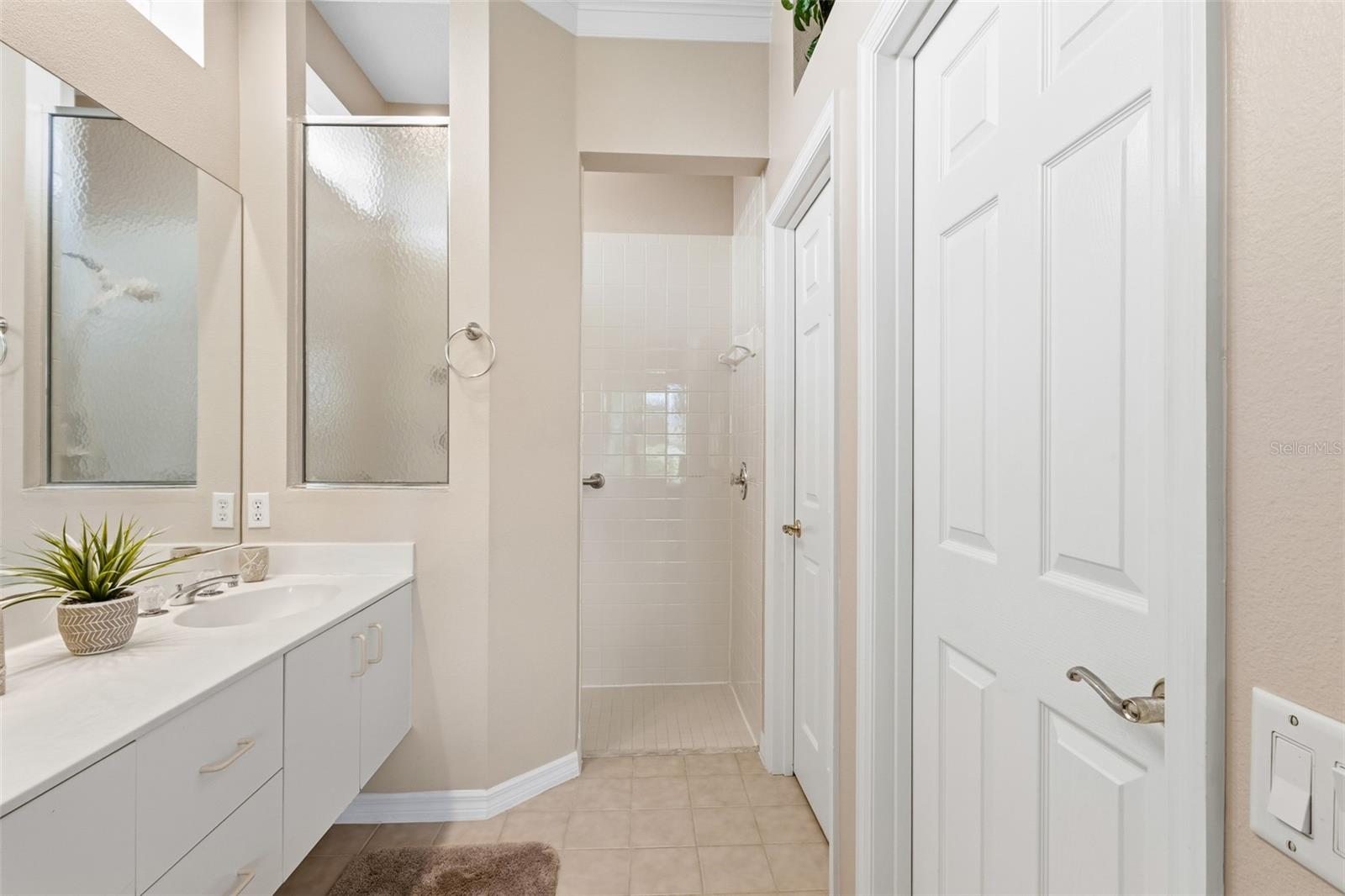 ROSEDALE - Residential