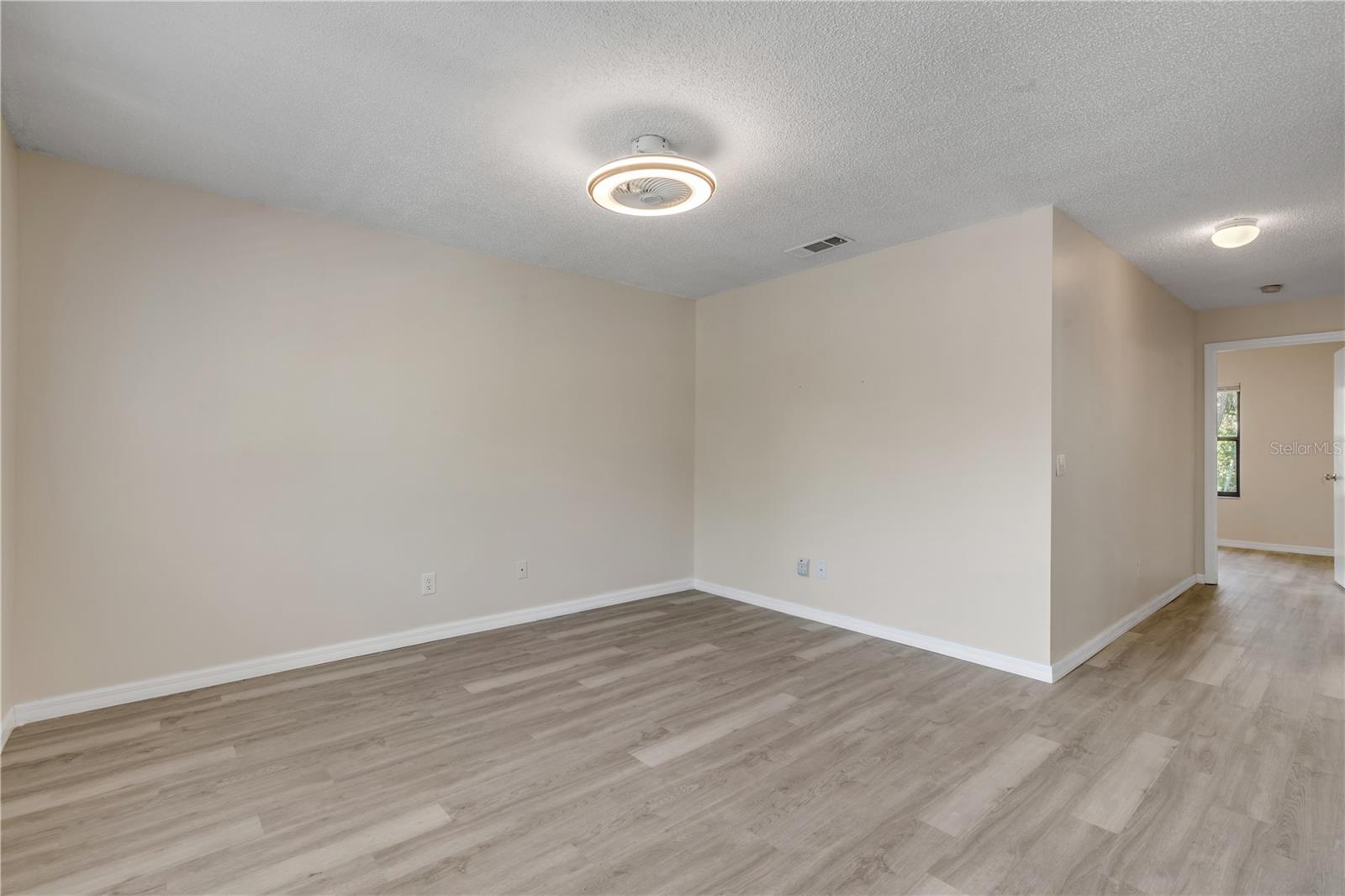 YORKTOWNE ESTATE CONDO - Residential
