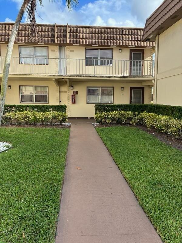 Short Sale. Welcome to resort-style living in the highly desirable Kings Point 55+ community! This well-maintained condo in Saxony offers the perfect opportunity to enjoy South Florida living with endless amenities and activities right at your doorstep. Residents enjoy access to 3 multi-million dollar clubhouses, multiple indoor and outdoor heated pools, fitness centers, tennis courts, pickleball, shuffleboard, billiards, golf courses, a state-of-the-art theater, on-site cafés, social clubs, classes, and community events year-round. Conveniently located near popular shopping, dining, and entertainment destinations including Delray Marketplace, Mizner Park, Atlantic Avenue, grocery stores, pharmacies, medical facilities, and beautiful South Florida beaches. Enjoy nearby parks, golf, arts, live music, and some of the area’s best restaurants just minutes away. Community also features gated security and courtesy transportation for added convenience and peace of mind. Whether you’re looking for a seasonal getaway or full-time Florida lifestyle, this condo places you in the center of it all with exceptional amenities and an active social atmosphere.