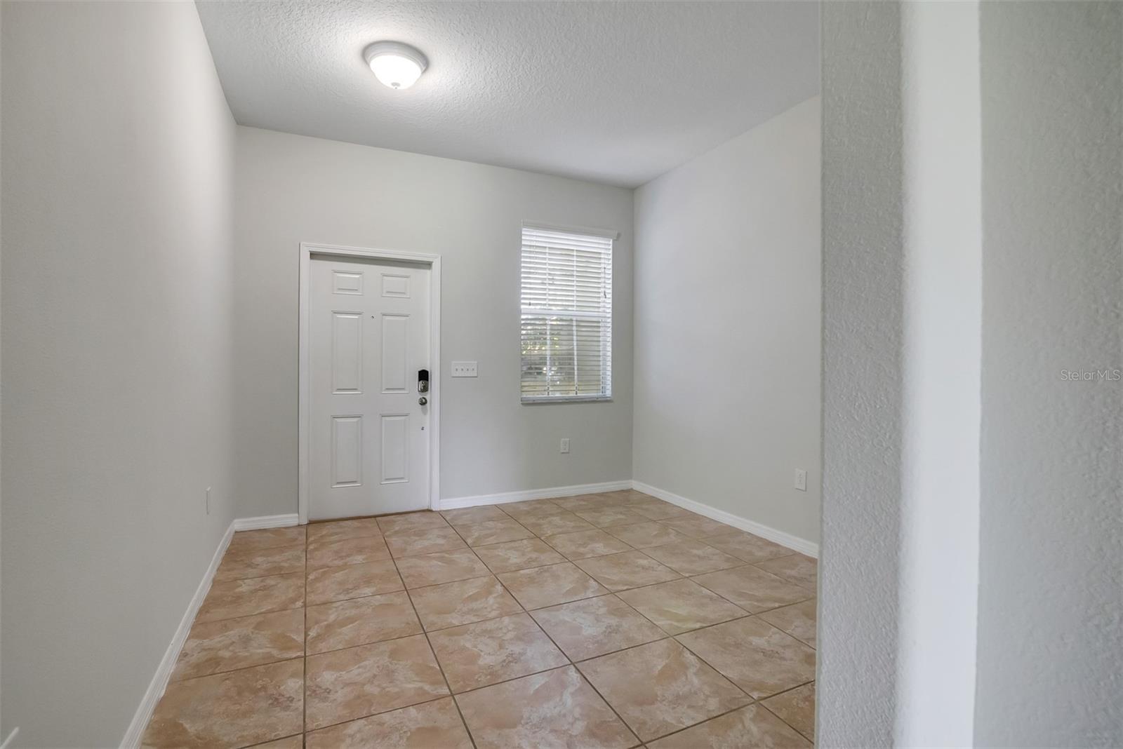 SAVANNAH LNDGS - Residential