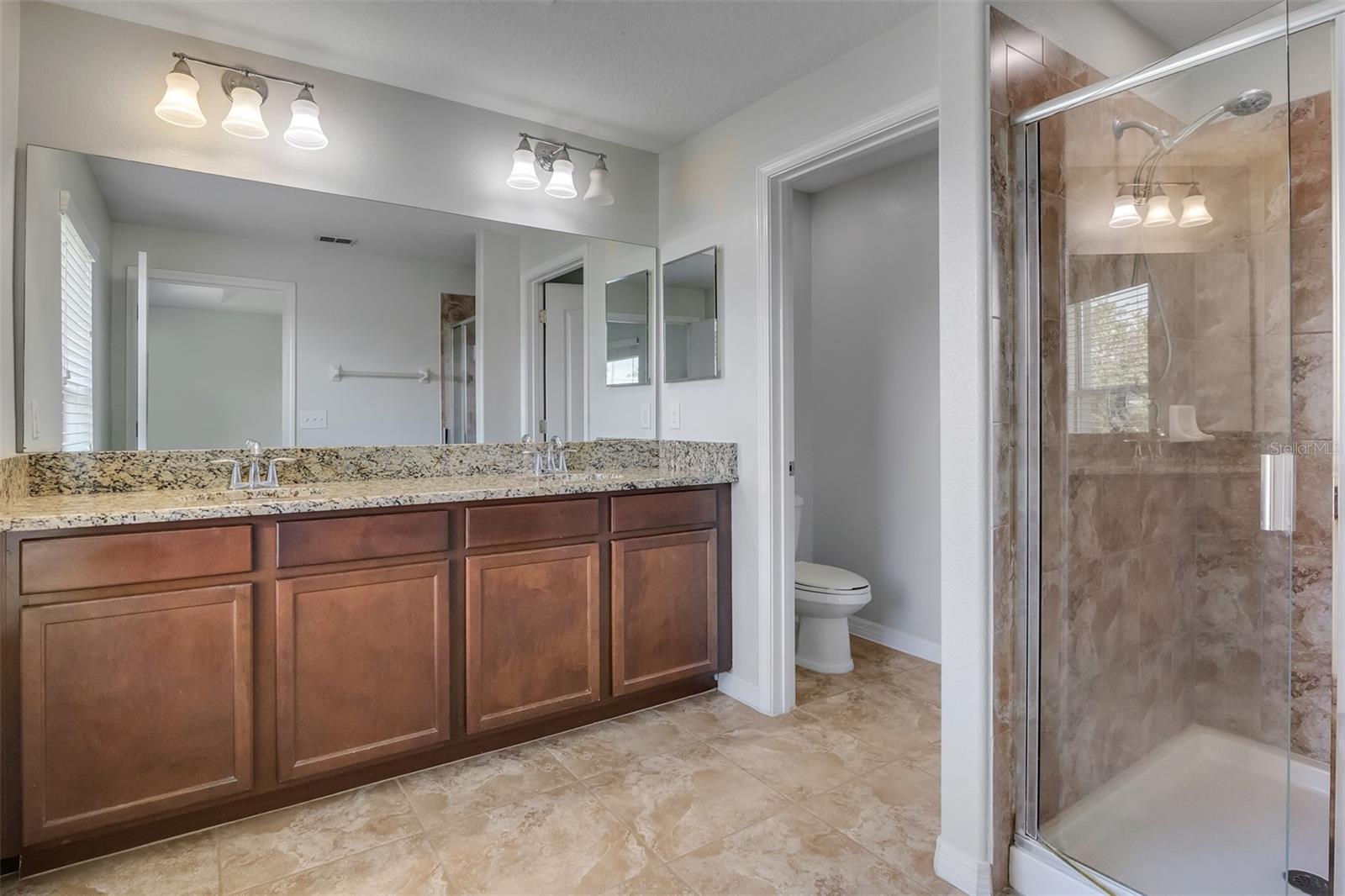 SAVANNAH LNDGS - Residential