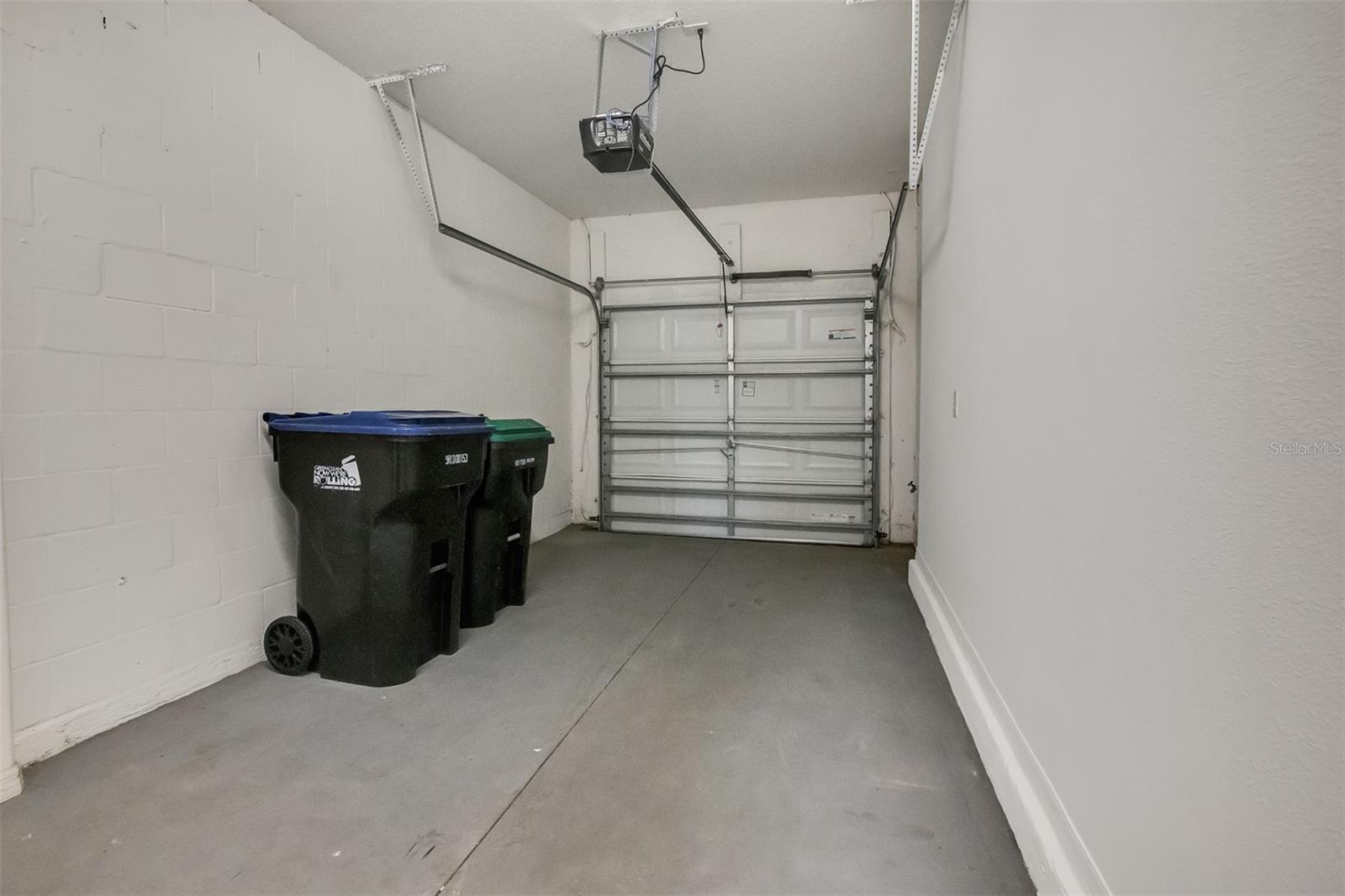 SAVANNAH LNDGS - Residential